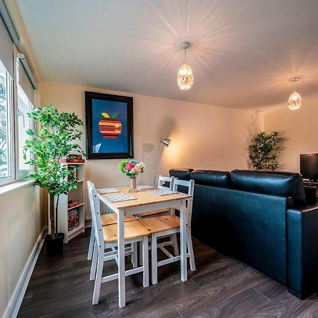 1 Bd Apt In Historical W Belfast Close To Centre Exterior photo